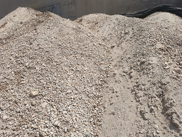 10.2A焦宝石原料